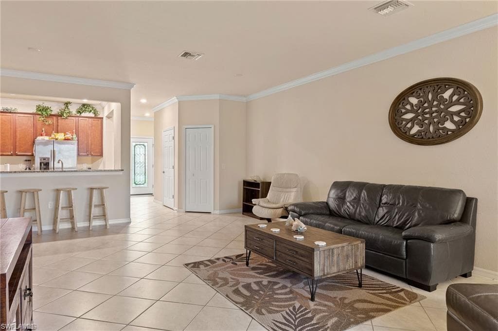 10243 Via Colomba CIR-10