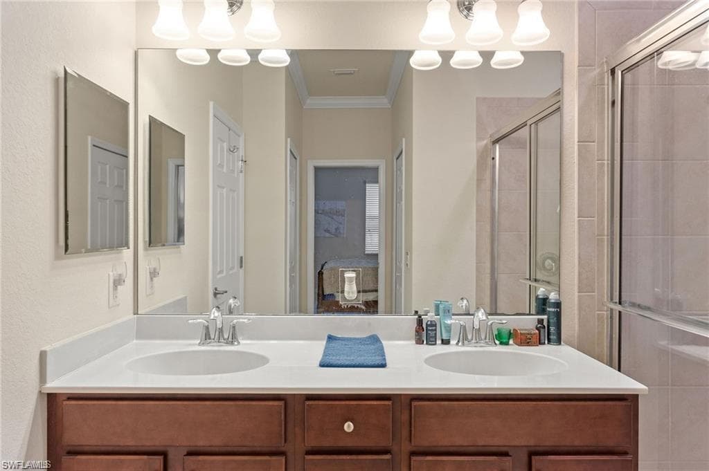 10243 Via Colomba CIR-21