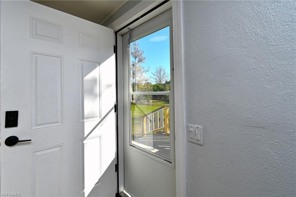 22950 Tinas LN-13