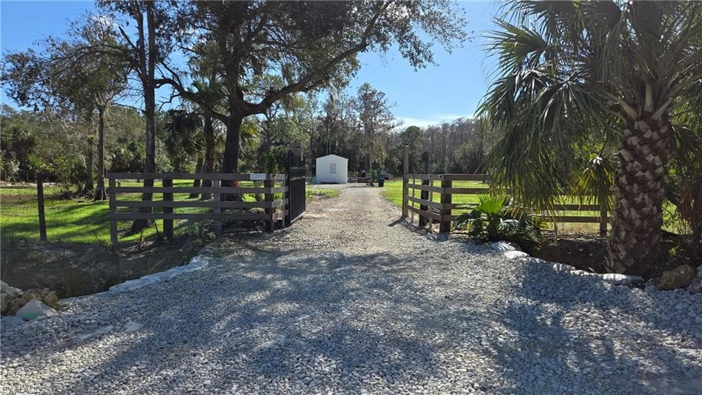 22950 Tinas LN-7