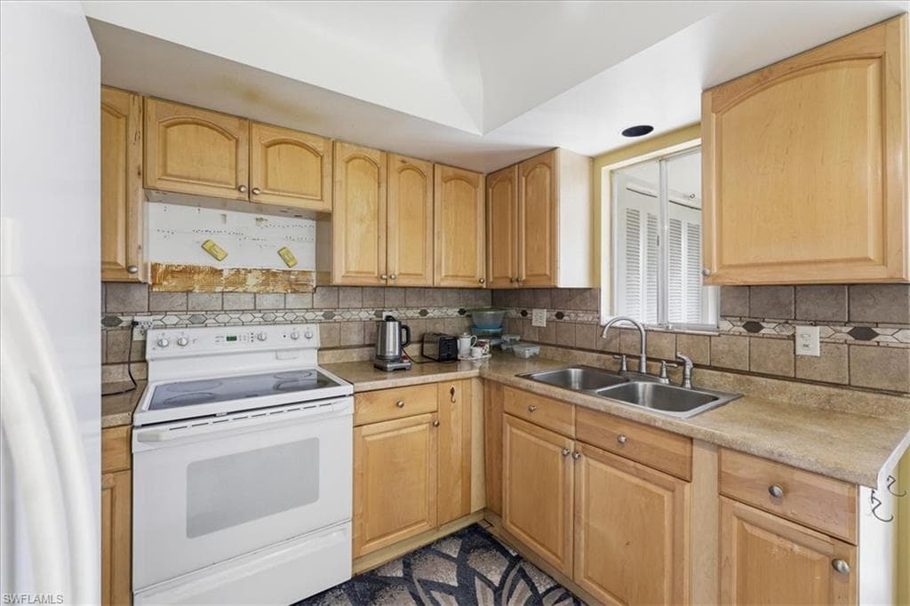 347 Joel BLVD 203-5