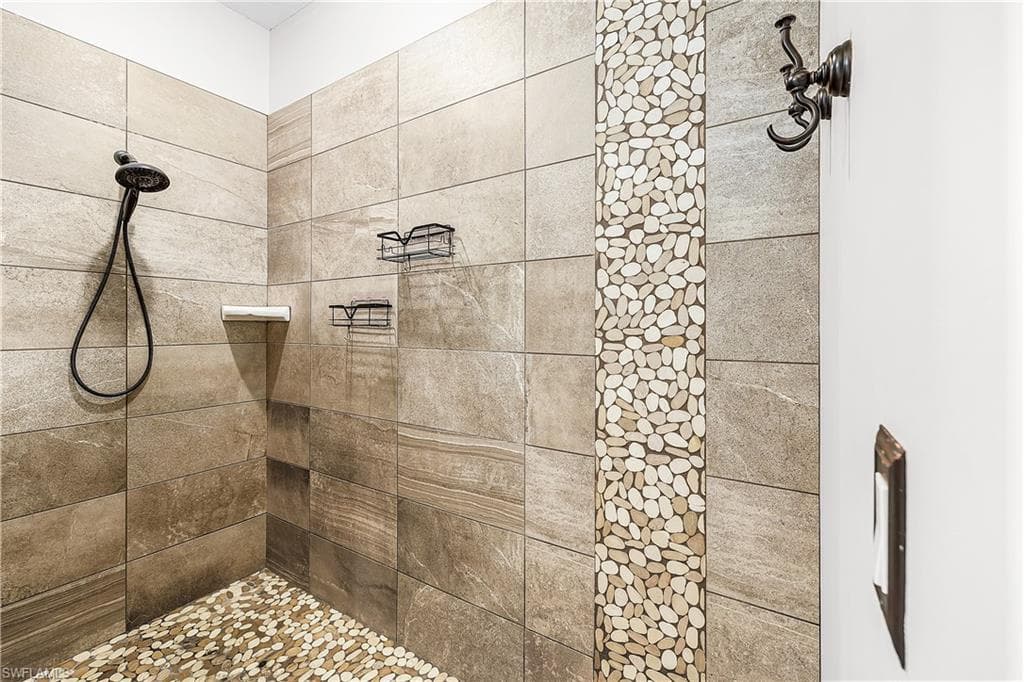 13961 Binghampton DR-26
