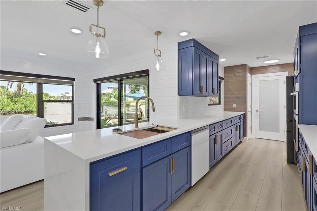16340 Buccaneer ST-5