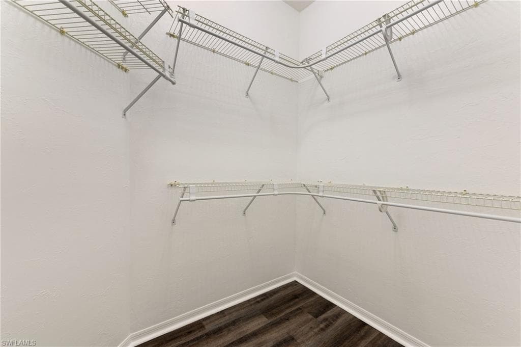 223 Stanhope CIR-20