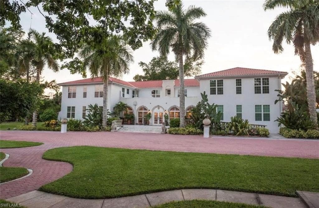 26900 N Riverside DR-15