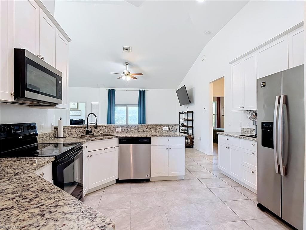 3907 11th ST SW-11