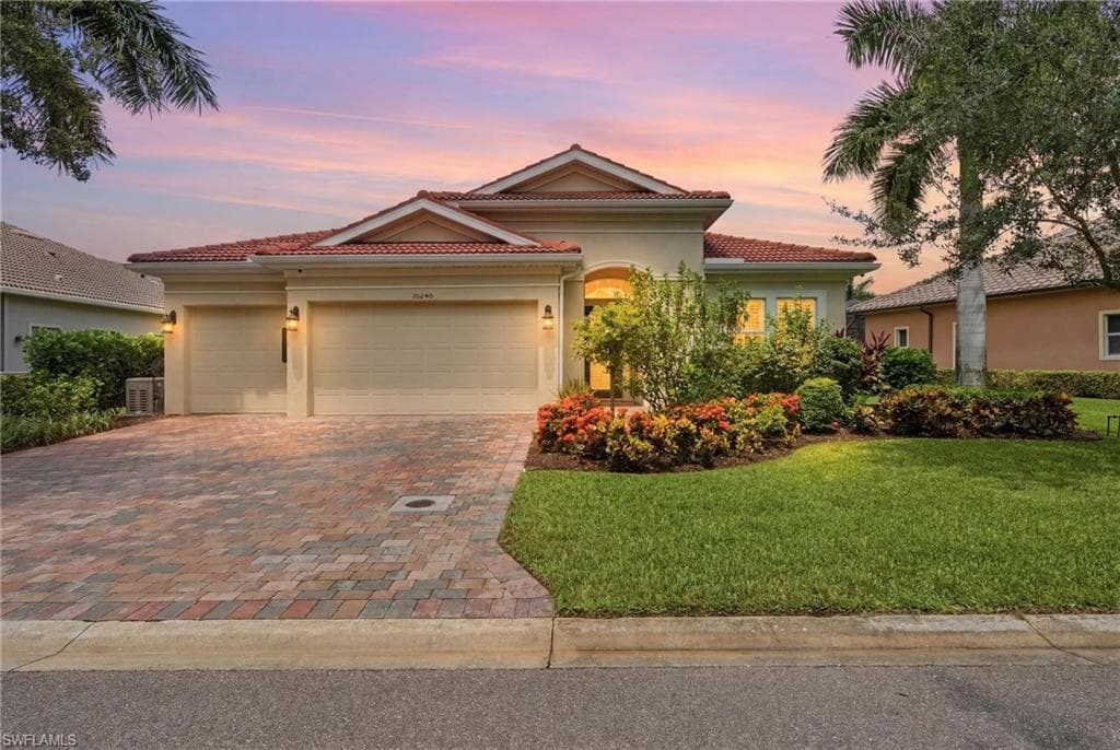 10240 Avonleigh DR-46