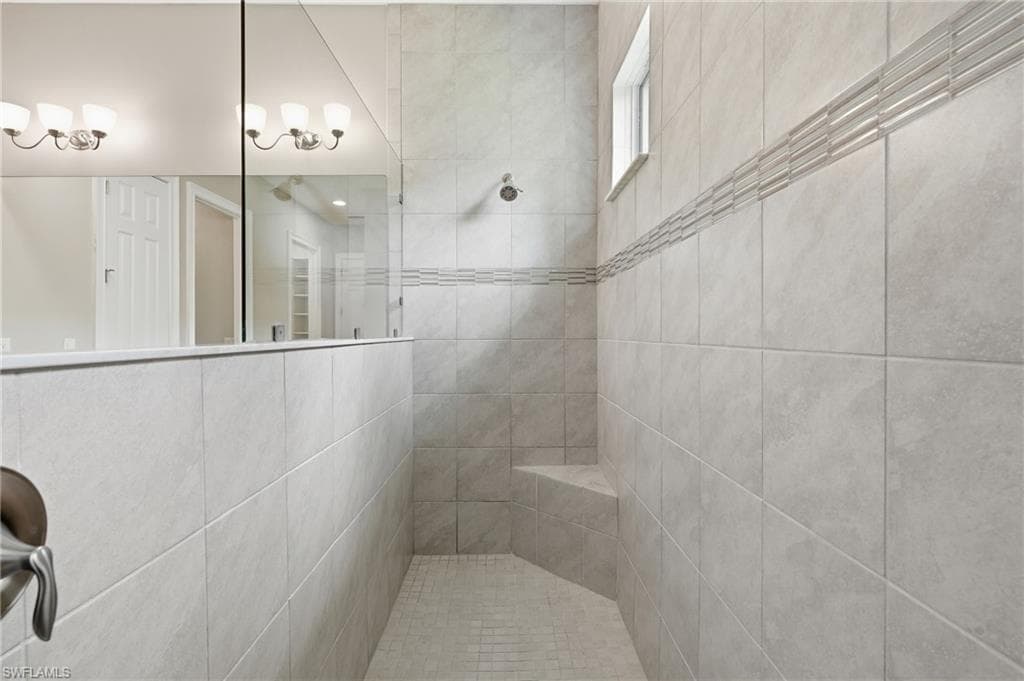 10240 Avonleigh DR-30