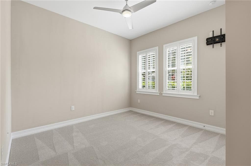 10240 Avonleigh DR-35