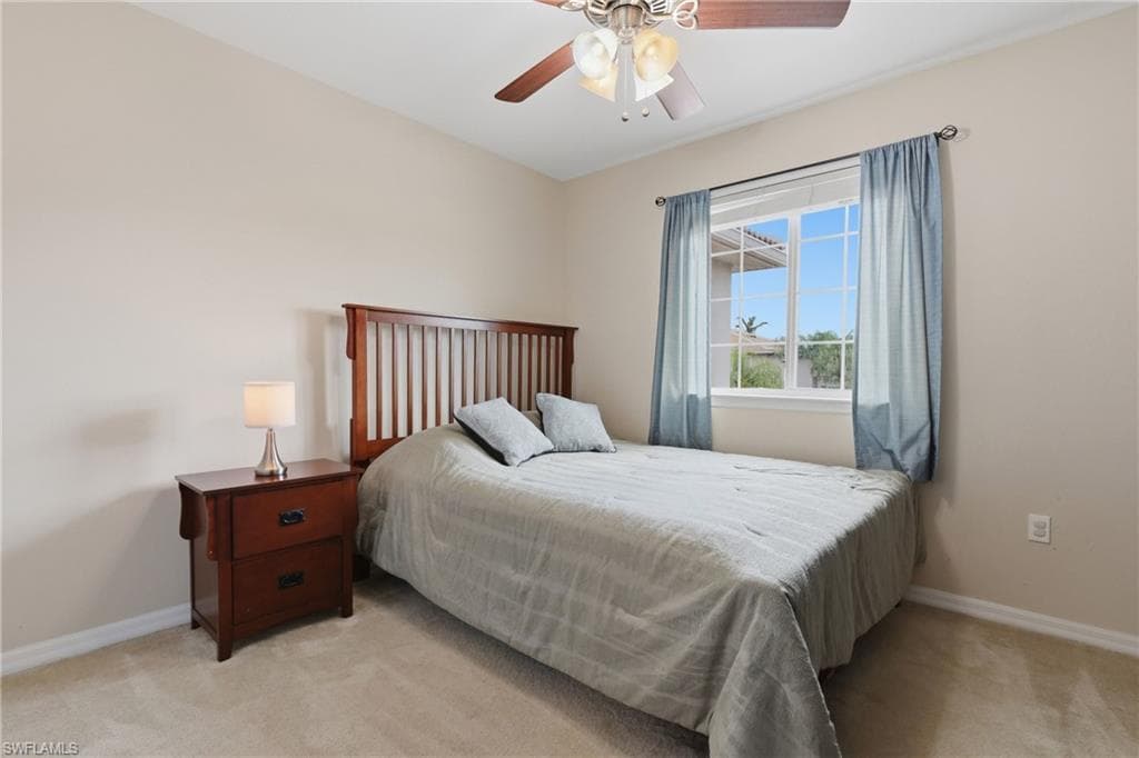 3818 Clearbrook LN-16