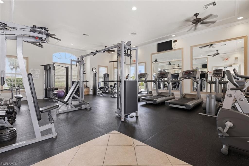 3818 Clearbrook LN-28