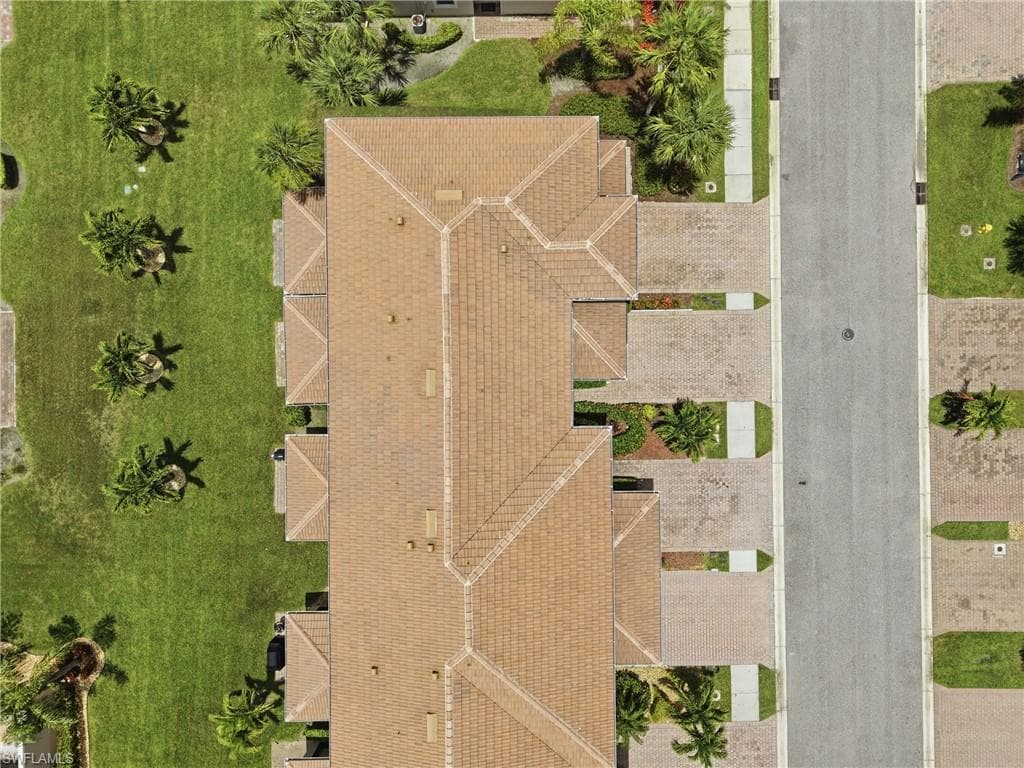 3818 Clearbrook LN-35