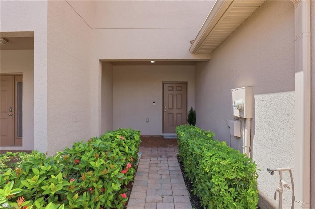 3818 Clearbrook LN-4