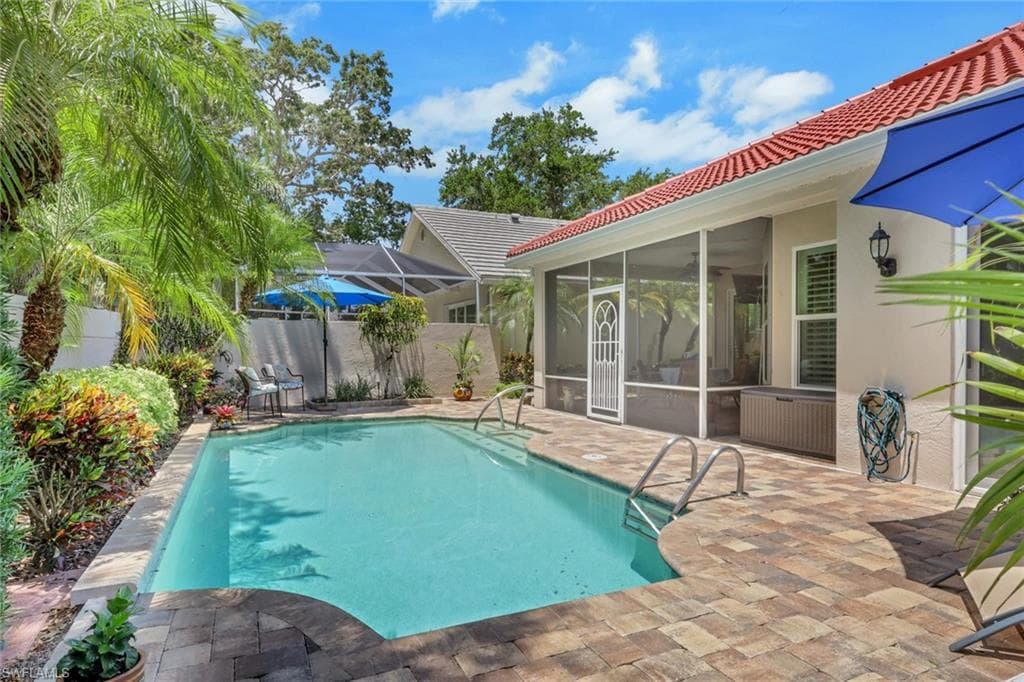 128 LIVERMORE LN-6