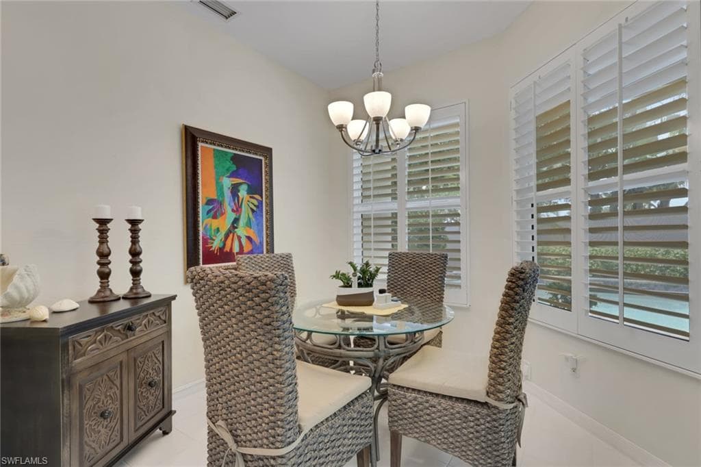 128 LIVERMORE LN-34