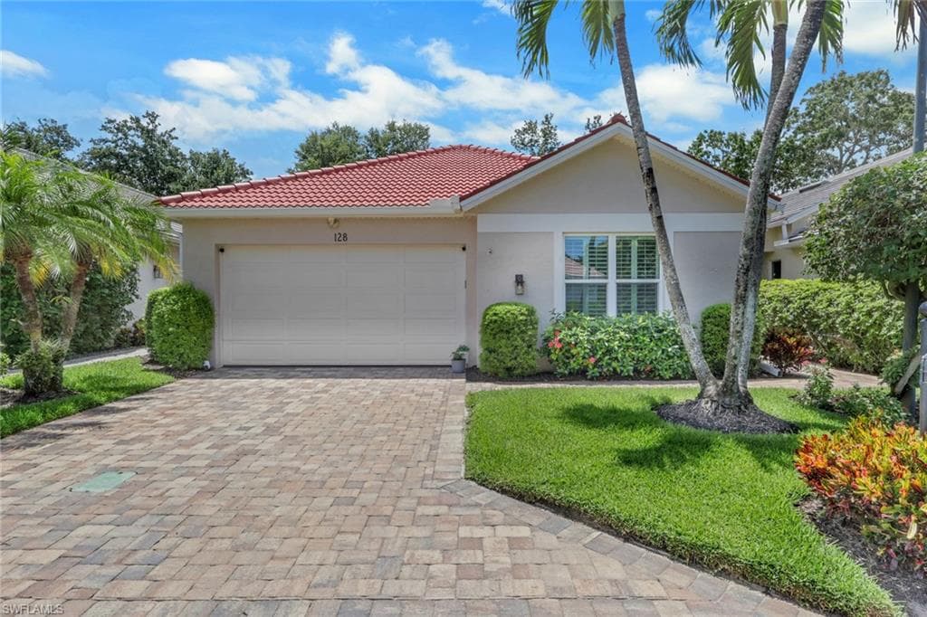 128 LIVERMORE LN-1
