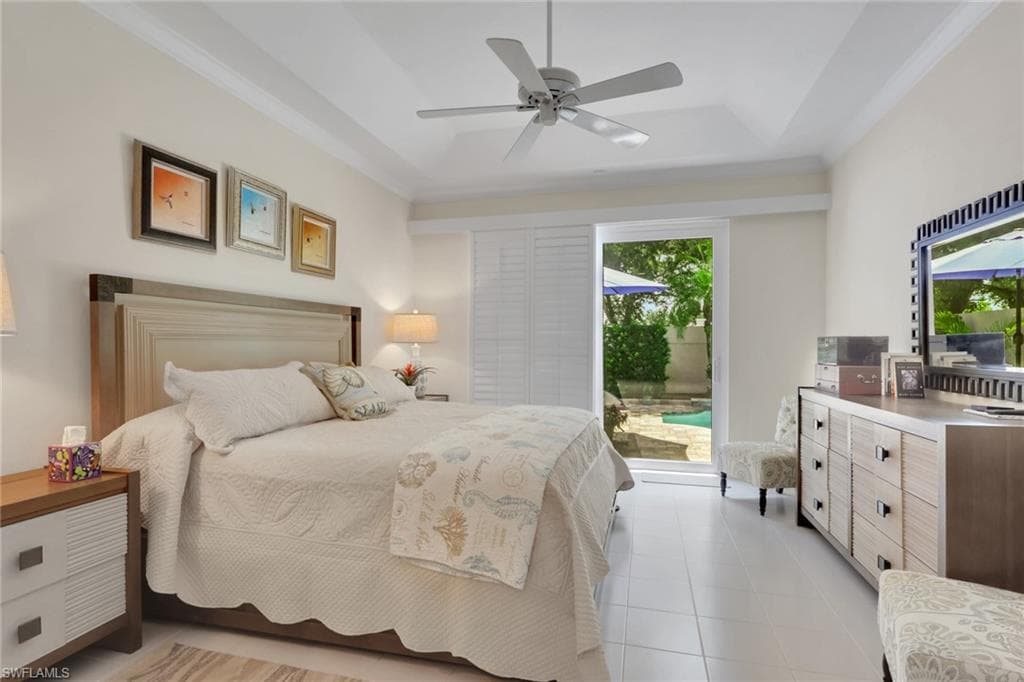 128 LIVERMORE LN-9
