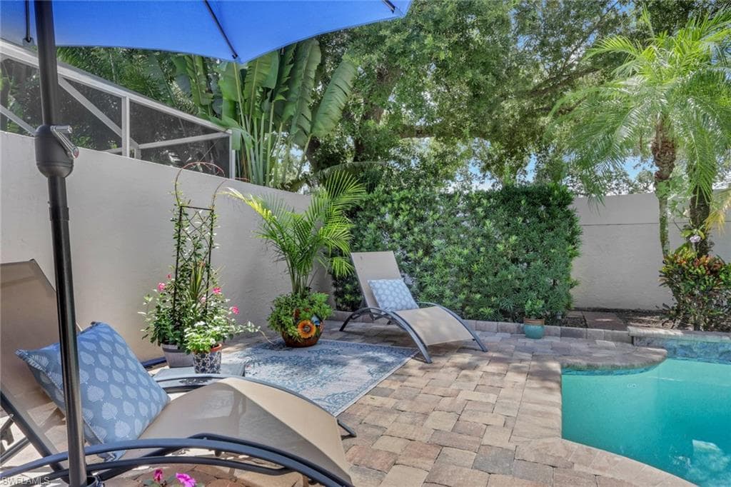 128 LIVERMORE LN-39