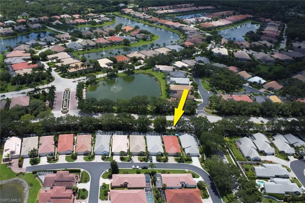 128 LIVERMORE LN-18