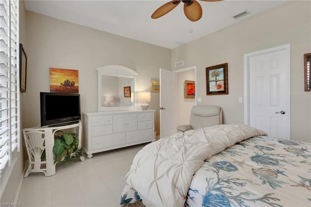 128 LIVERMORE LN-35
