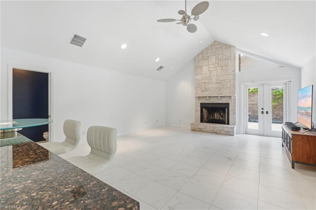 15821 Shamrock DR-18