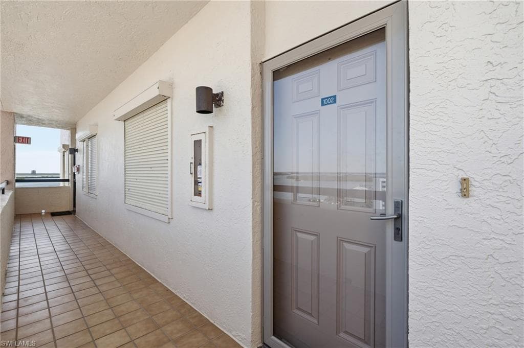 8402 Estero BLVD 1002-22