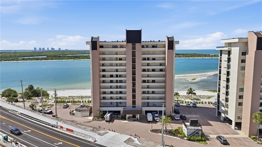 8402 Estero BLVD 1002-32