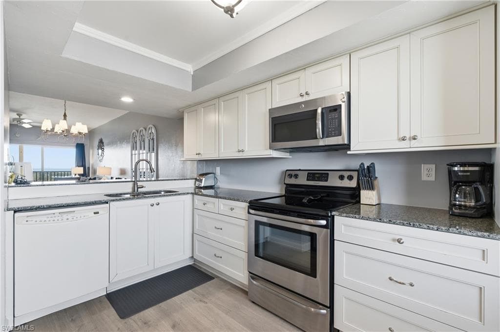 8402 Estero BLVD 1002-9