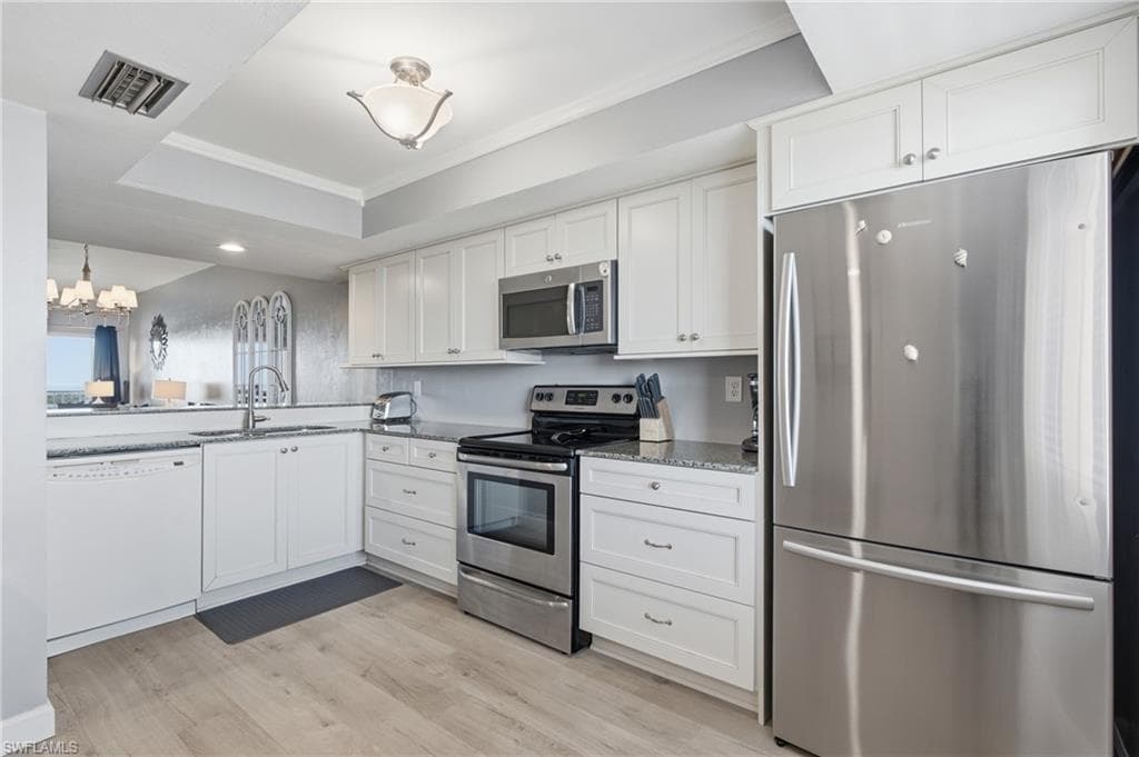 8402 Estero BLVD 1002-8