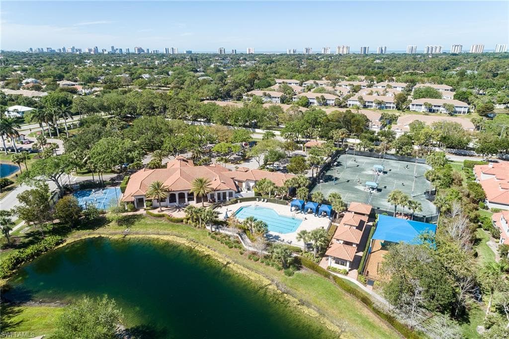 2036 Laguna WAY-35