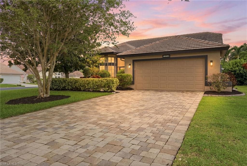 8185 Breton CIR-1