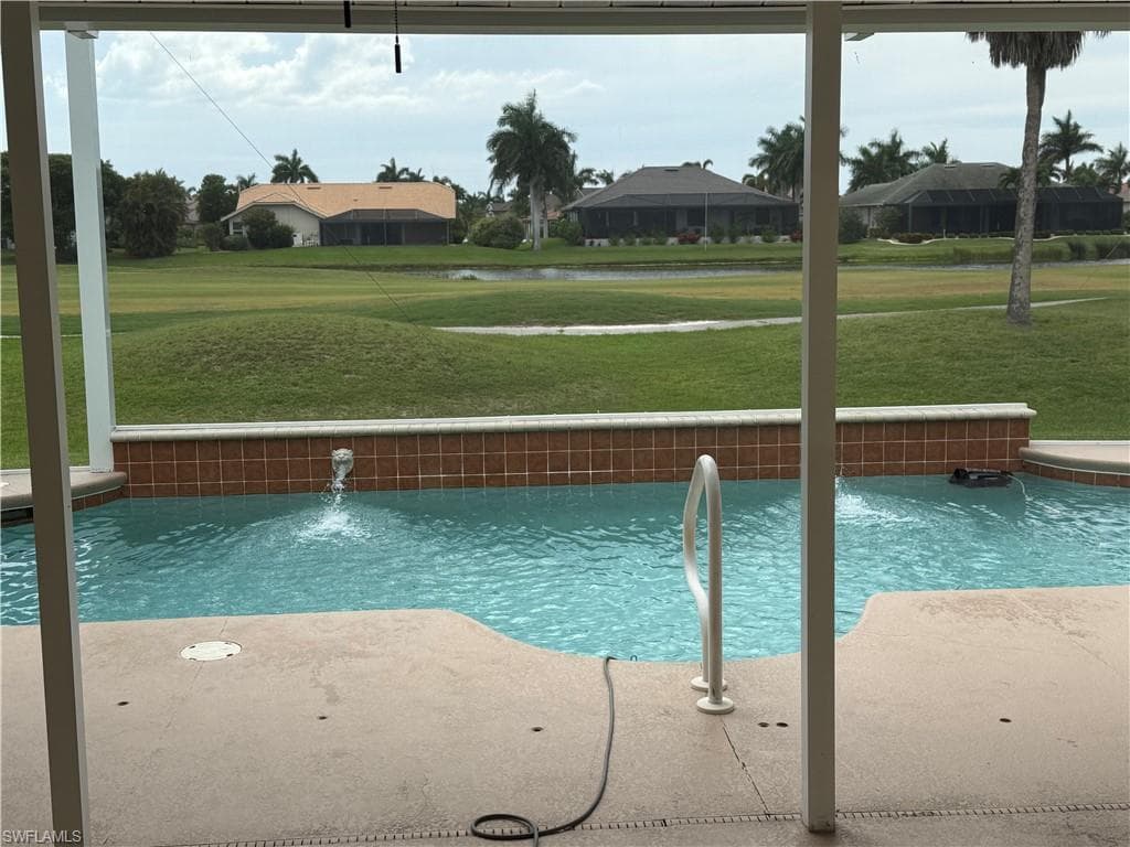 11574 Royal Tee CIR W-8