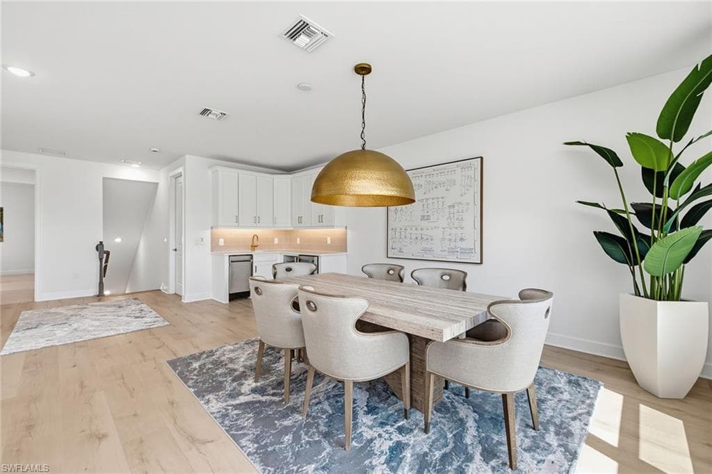 15382 Turin DR-17