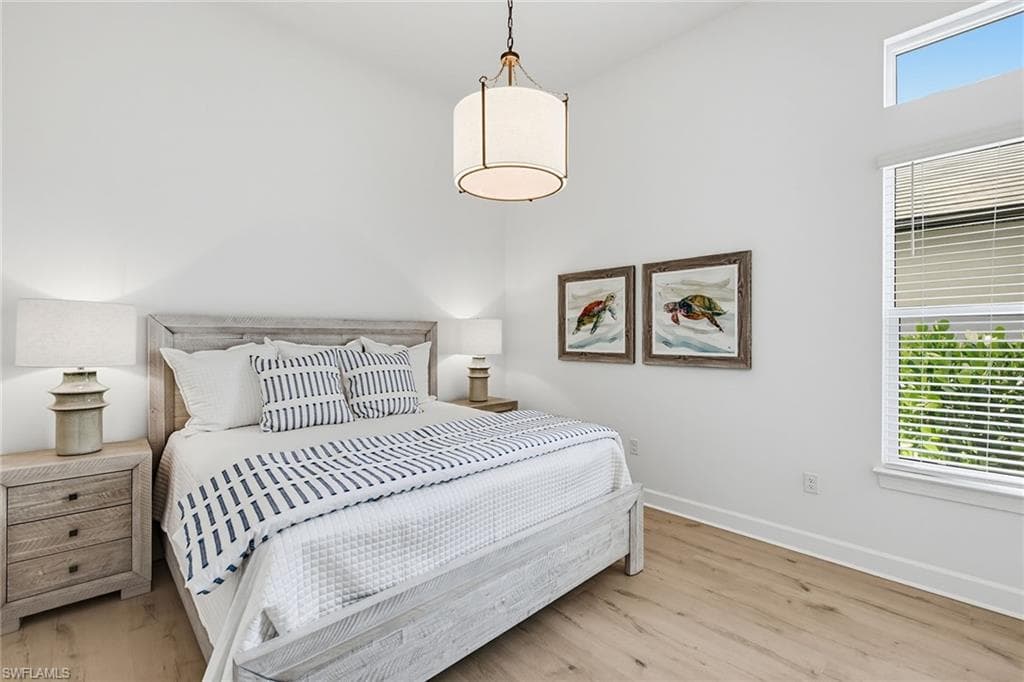 15382 Turin DR-20