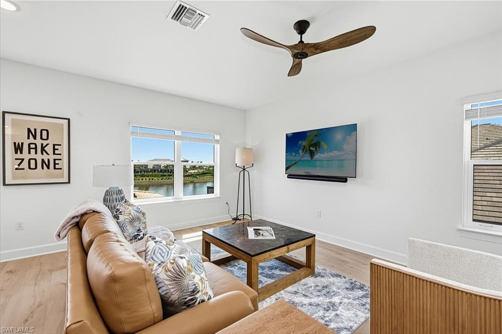 15382 Turin DR-15