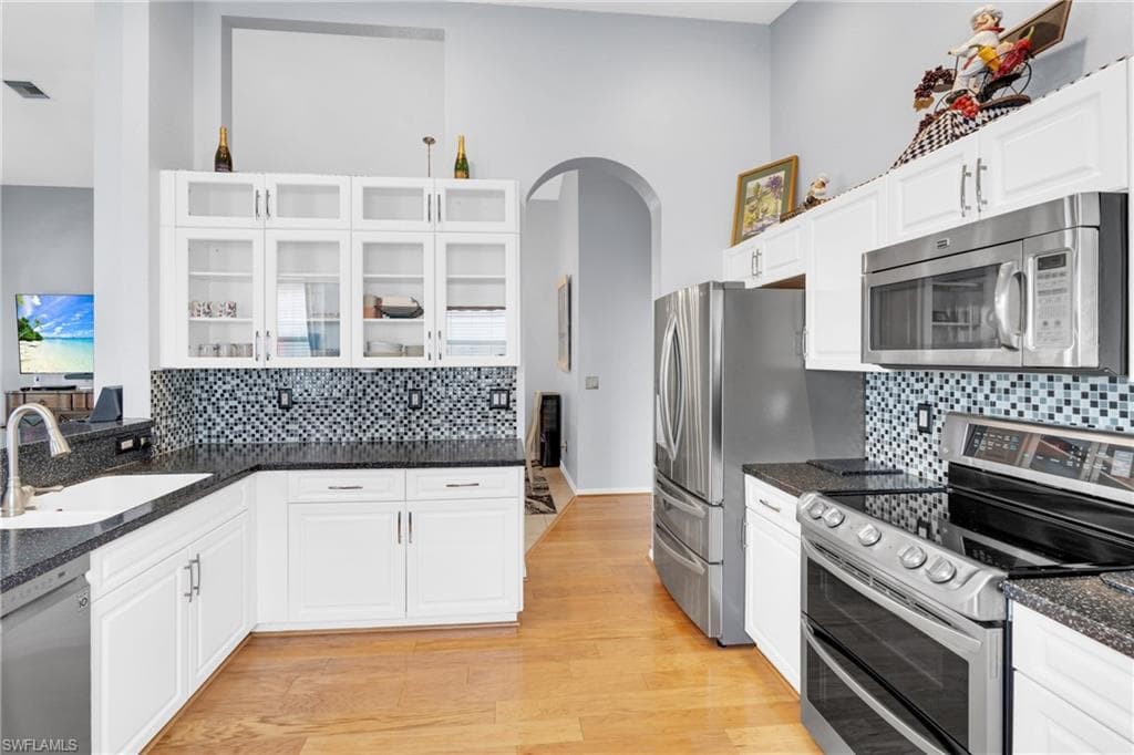 9044 Springview LOOP-6