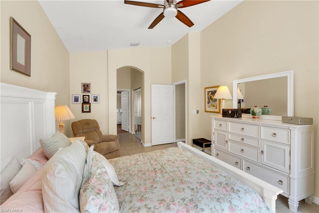 9044 Springview LOOP-13