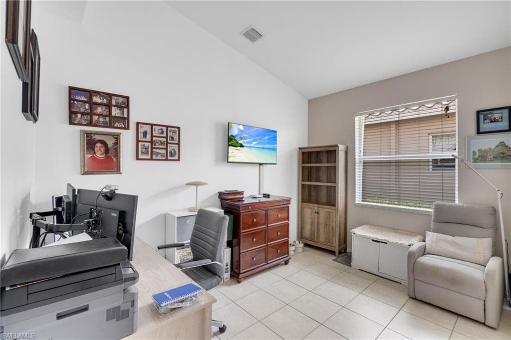 9044 Springview LOOP-16