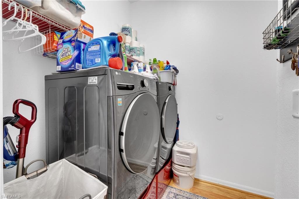 9044 Springview LOOP-28