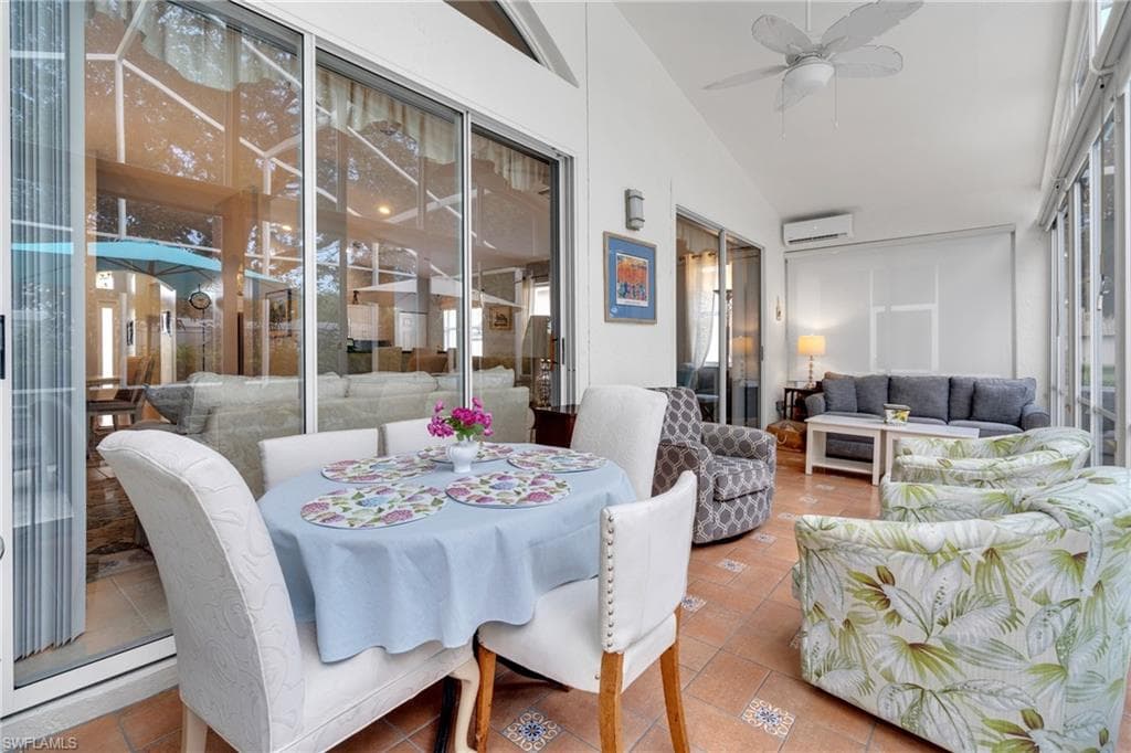 9044 Springview LOOP-20