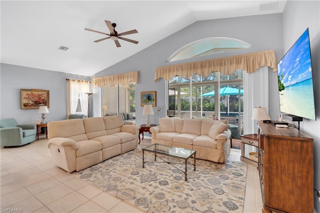 9044 Springview LOOP-11