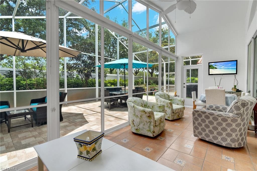 9044 Springview LOOP-19