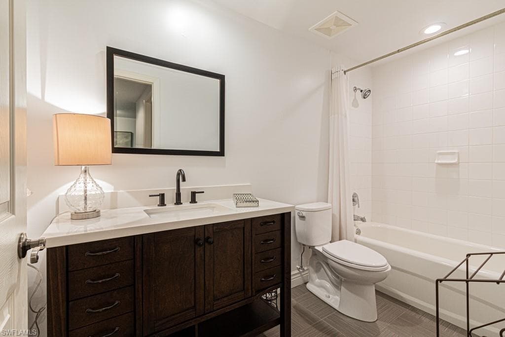 300 Dunes BLVD 105-15