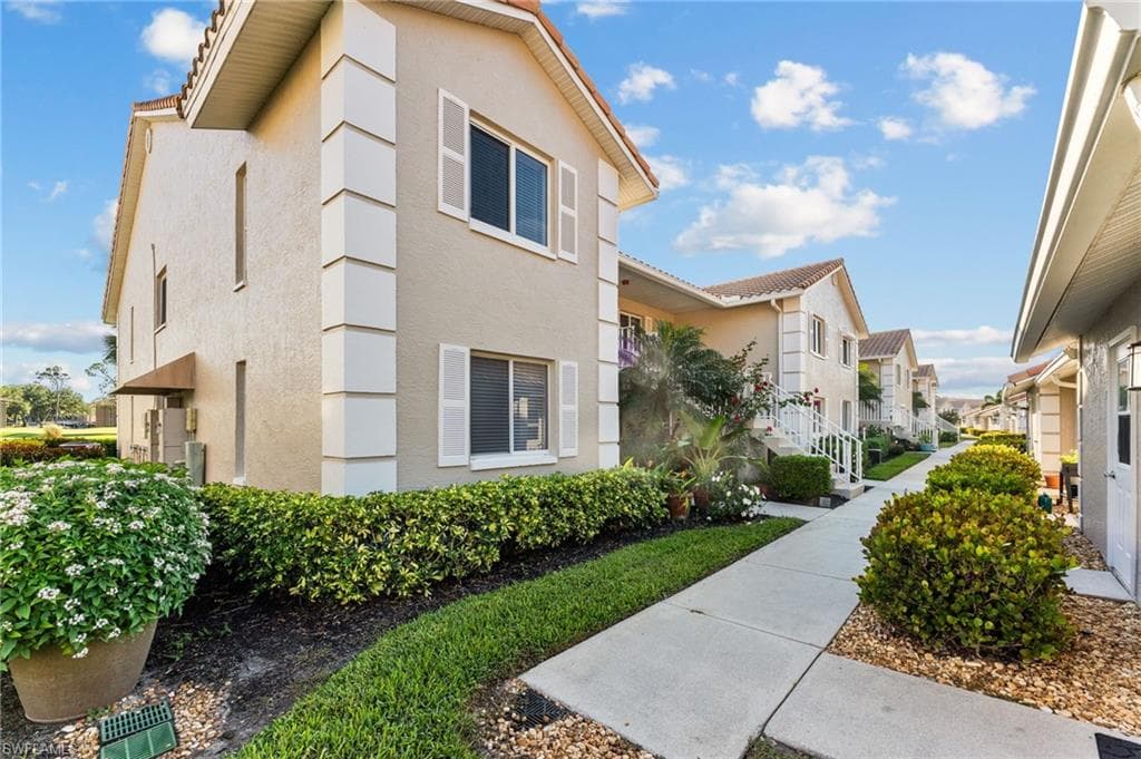 5928 Cranbrook WAY D202-6