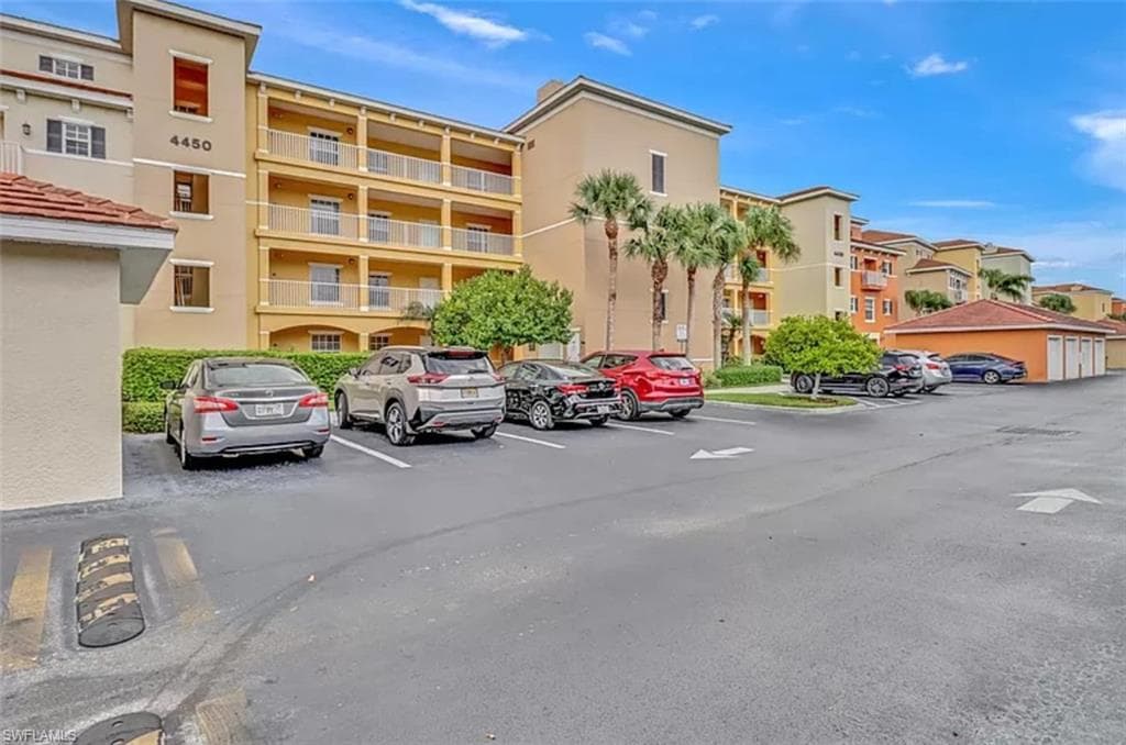 4450 Botanical Place CIR 301-27