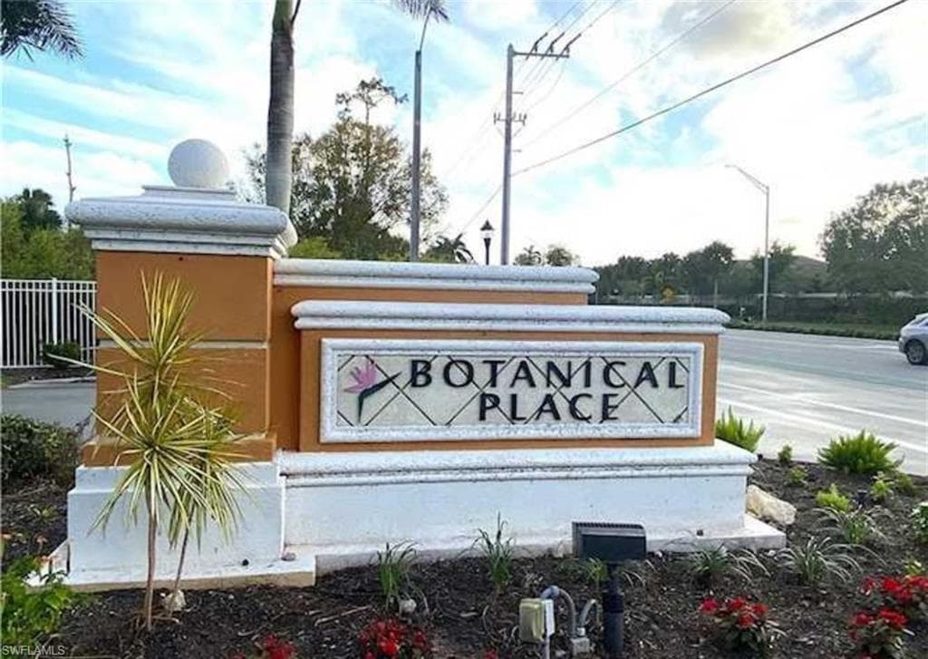 4450 Botanical Place CIR 301-28