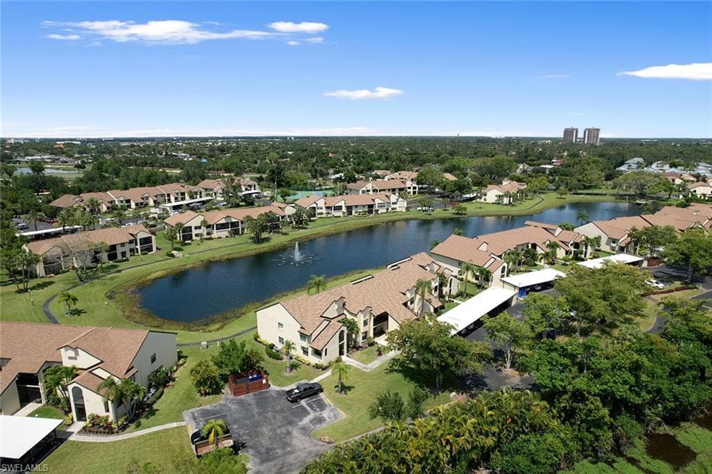 8565 Charter Club CIR 6-23