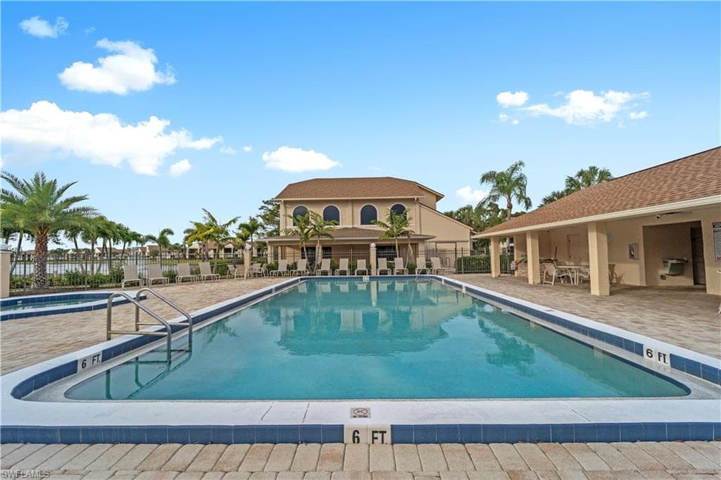 8565 Charter Club CIR 6-28