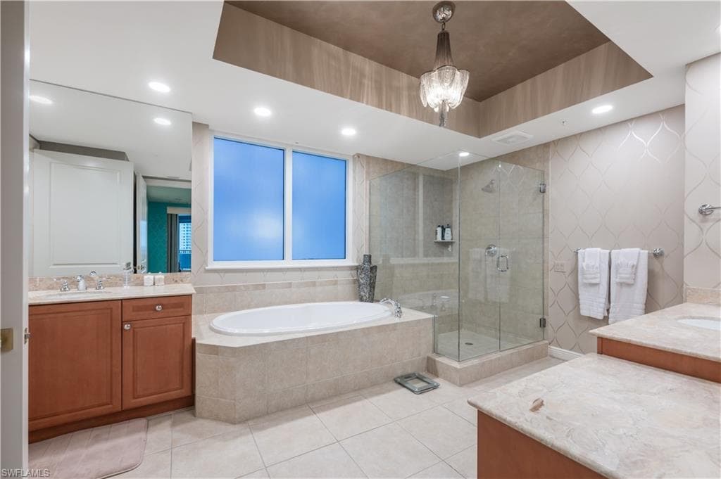 24031 Via Castella DR 1403-18