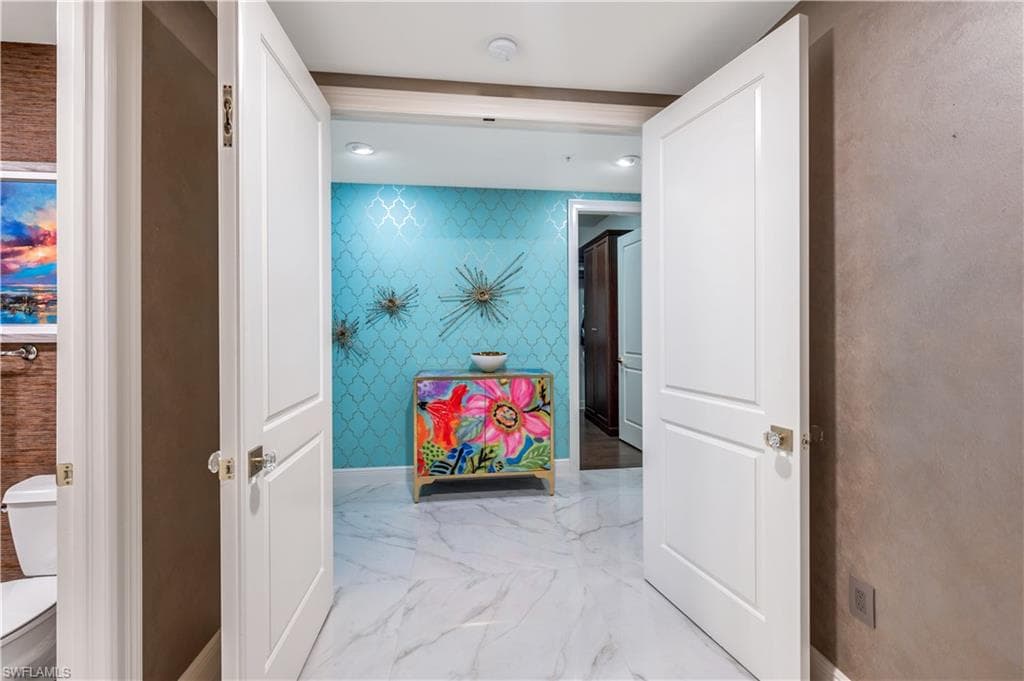 24031 Via Castella DR 1403-15